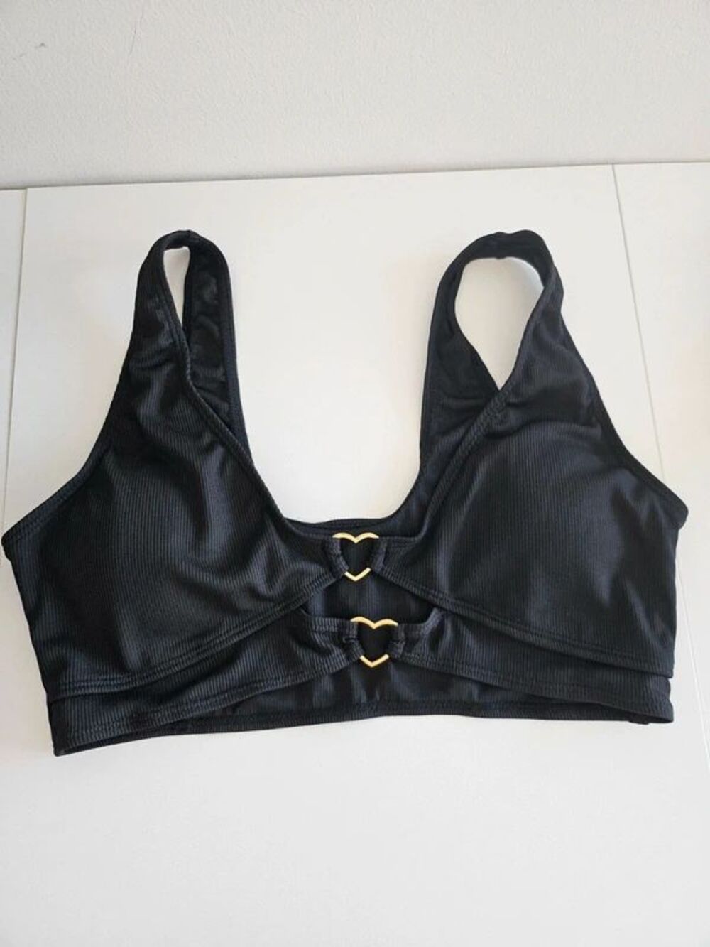 NEW Black Heart Cut Out Bikini Swimwear Top Size Medium
